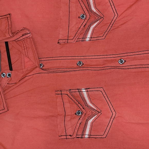 Men's Vintage Red Shade Button Up Shirt - Picture 4 of 16